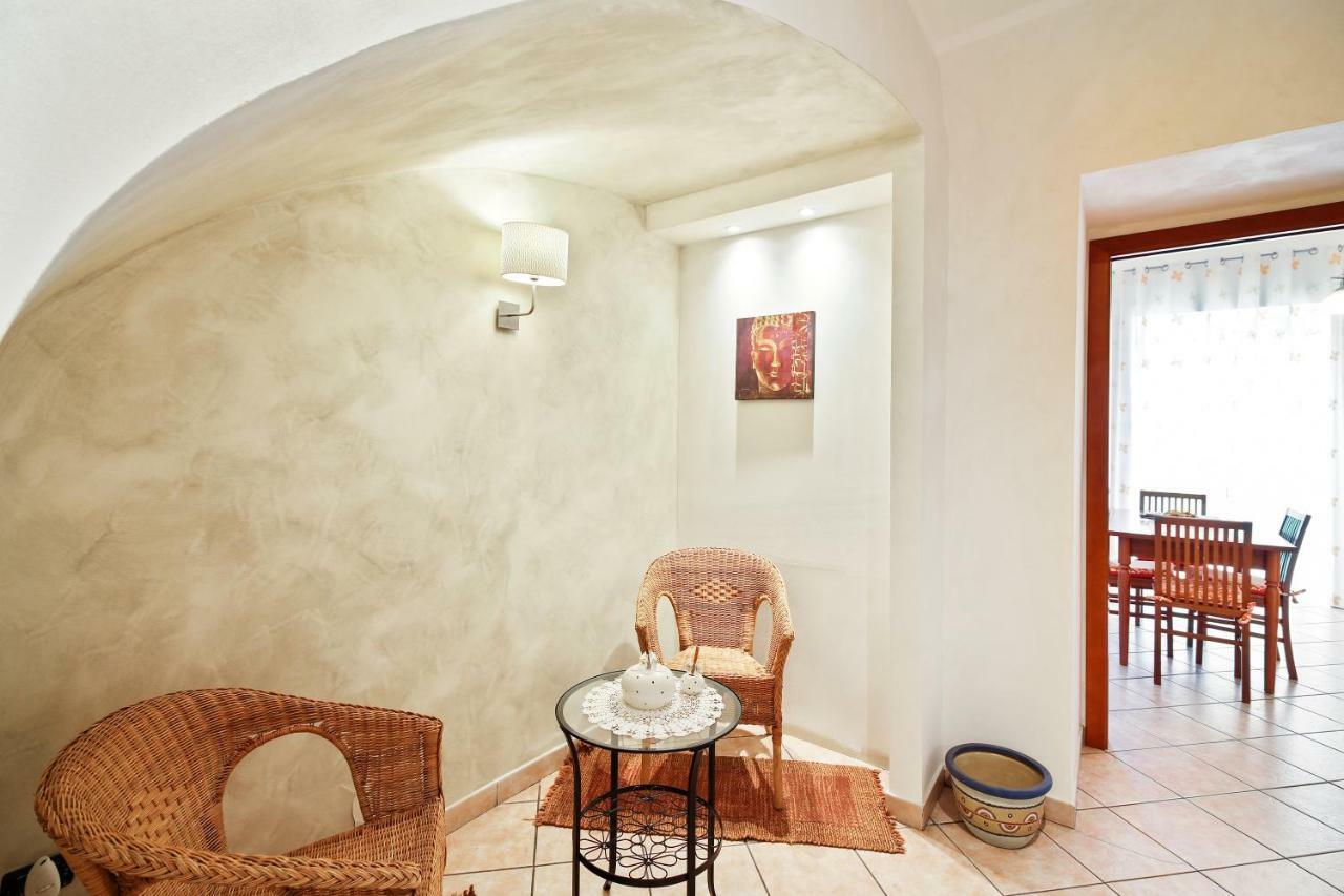 Central Balcony Apartment Catania Exterior photo