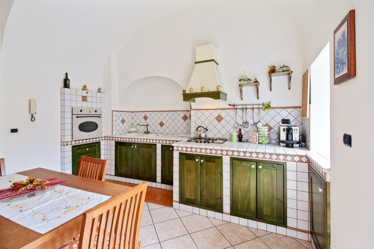 Central Balcony Apartment Catania Exterior photo